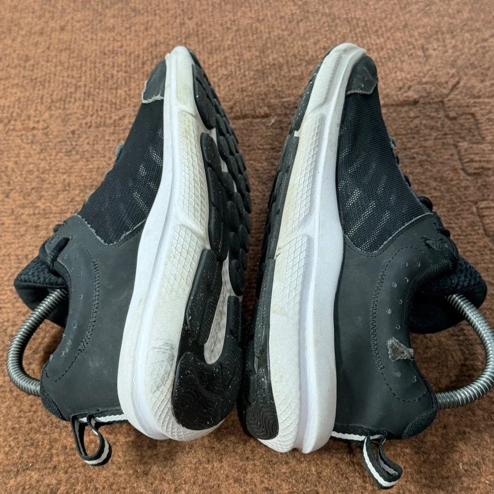 C- Under Armour Charged Impulse 3 Black White Running Shoes 3026175-001 Mens 7.5
